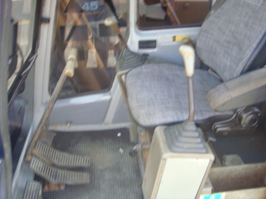 รถขุด SK045 ซีเรียลLP-02465 สภาพดี รถขุด SK045 ซีเรียลLP-02465 สภาพดี