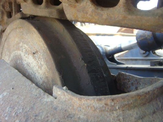 รถขุด SK60 Mark III อาร์มยืดได้ เหมาะสำหรับงานลึกๆ แทรคเล็กหุ้มยาง พร้อมใบมีดดัน