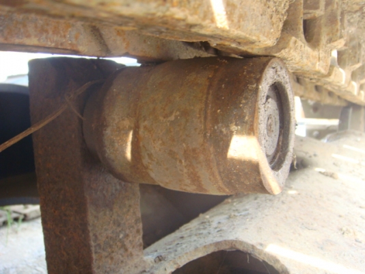 รถขุด SK60 Mark III อาร์มยืดได้ เหมาะสำหรับงานลึกๆ แทรคเล็กหุ้มยาง พร้อมใบมีดดัน