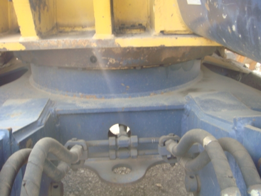 รถขุด SK60 Mark III อาร์มยืดได้ เหมาะสำหรับงานลึกๆ แทรคเล็กหุ้มยาง พร้อมใบมีดดัน