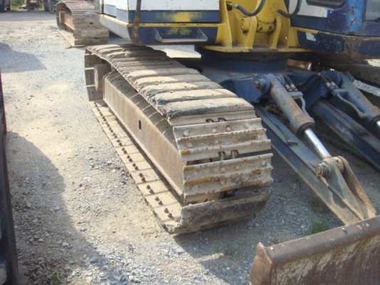 รถขุด SK60 Mark III อาร์มยืดได้ เหมาะสำหรับงานลึกๆ แทรคเล็กหุ้มยาง พร้อมใบมีดดัน