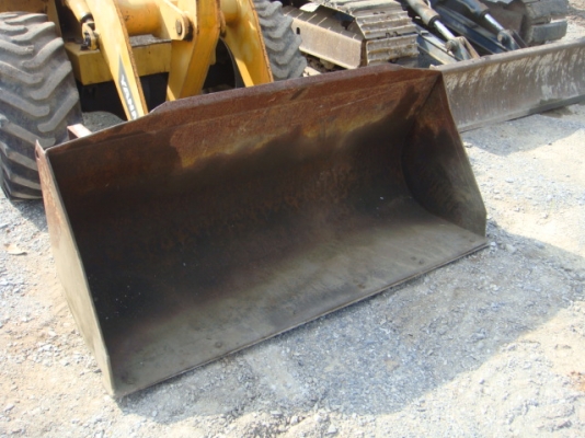 รถตักเล็ก YANMAR V4 สภาพดี ยางสวย เครื่องยนต์แน่น ชั่วโมงน้อย รถตักเล็ก YANMAR V4 สภาพดี ยางสวย เครื่องยนต์แน่น ชั่วโมงน้อย