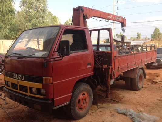ขายหกล้อ isuzu ติดเครน 2 ตัน