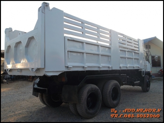 ขายด่วน 10 ล้อ ดั้ม MITSUBISHI FUSO 527M-TF  220 แรง เทอร์โบ สภาพเดิมๆ พร้อมใช้งาน ราคาสุดคุ้ม