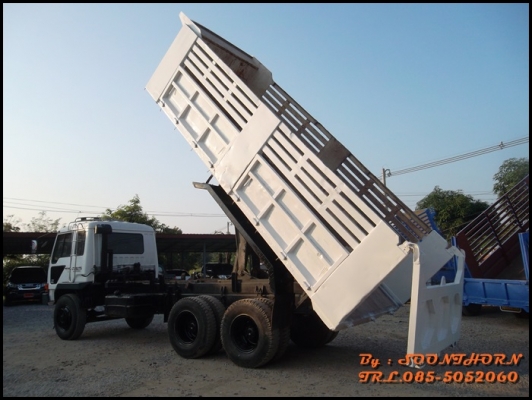 ขายด่วน 10 ล้อ ดั้ม MITSUBISHI FUSO 527M-TF  220 แรง เทอร์โบ สภาพเดิมๆ พร้อมใช้งาน ราคาสุดคุ้ม