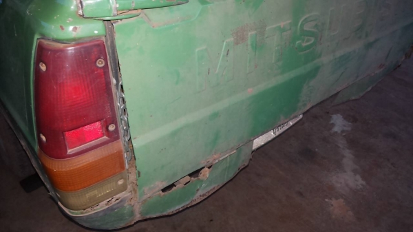 **40,000 บ.ต่อรอง**ขายกระบะ"เฉินหลง"ดีเซล MITSUBISHI LQ78P 4D55 (เดิม4ขอ ต่อคัสซีเป็น5ขอ)เครื่องดีเซล2.4 เครื่องแน่น แรงไม่เยิ้ม ช่วงล่างคัสซีดี ไม่ผุ กระบะปูพื้นเหล็ก พื้นดี หัวดี สีสันดี ภายในเก่งสวยคอนโซลครบ พื้นไม่ผุ ยางดี4เส้น เข้าไร่เข้าสว **40,000 บ.ต่อรอง**ขายกระบะ"เฉินหลง"ดีเซล MITSUBISHI LQ78P 4D55 (เดิม4ขอ ต่อคัสซีเป็น5ขอ)เครื่องดีเซล2.4 เครื่องแน่น แรงไม่เยิ้ม ช่วงล่างคัสซีดี ไม่ผุ กระบะปูพื้นเหล็ก พื้นดี หัวดี สีสันดี ภายในเก่งสวยคอนโซลครบ พื้นไม่ผุ ยางดี4เส้น เข้าไร่เข้าสว