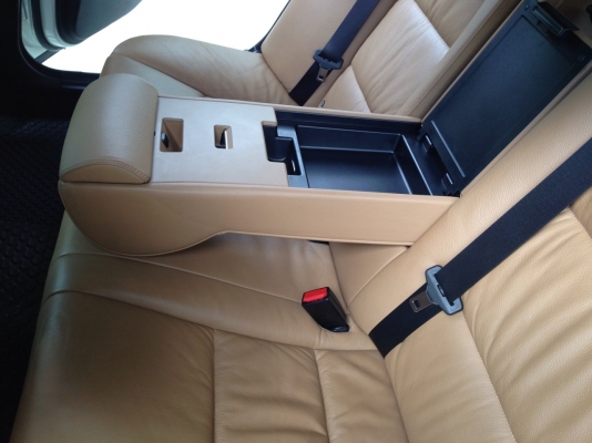 ขาย Bmw Series 5 E 60 (โฉม ปี 2009-2010) 520d sport ขาย Bmw Series 5 E 60 (โฉม ปี 2009-2010) 520d sport