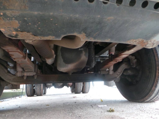 NISSAN UD   ติดต่อปารวี  โทร 0839686255