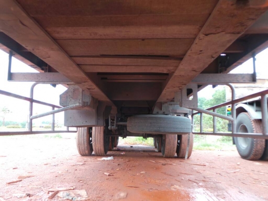 NISSAN UD   ติดต่อปารวี  โทร 0839686255