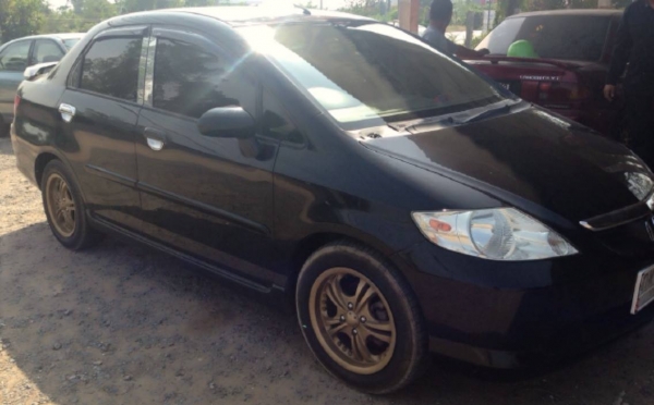 ***ขายแล้วครับขอบคุณ Truck2hand ขายรถเก๋งสวยๆ ราคาเบาๆ HONDA CITY i-DSI 1.5 AT ปี46/03 เครื่องเดิมเกียร์เดิม ไม่เคยติดแก๊ส หน้า-หลังเดิมไม่เคยชนหนัก เครื่องแน่นแรงดีไม่เยิ้ม ล้อแม็ก ยางสวย ภายในสวยคอนโซลครบ แอร์ พ.พาวเวอร์ กระจกไฟฟ้า !!จัดได้เต็ม พร้อมใช้