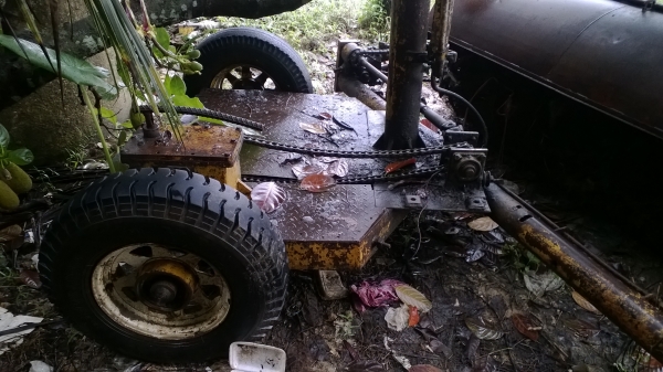 เครื่องกวาดถนน3ล้อ ใช้รถลาก ระบบไฮดรอลิกแบบโยก(แบบประหยัด)