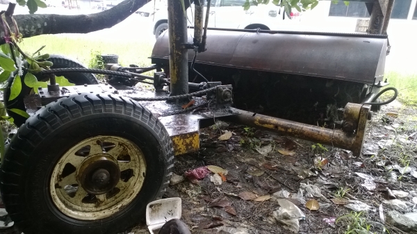 เครื่องกวาดถนน3ล้อ ใช้รถลาก ระบบไฮดรอลิกแบบโยก(แบบประหยัด)