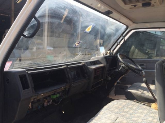 ขายรถ 6ล้อ NPR 115 รถประกอบ กระบะยาว 4 ม.แผงข้างเหล็ก สนใจติดต่อ 081-2990958 ขายรถ 6ล้อ NPR 115 รถประกอบ กระบะยาว 4 ม.แผงข้างเหล็ก สนใจติดต่อ 081-2990958