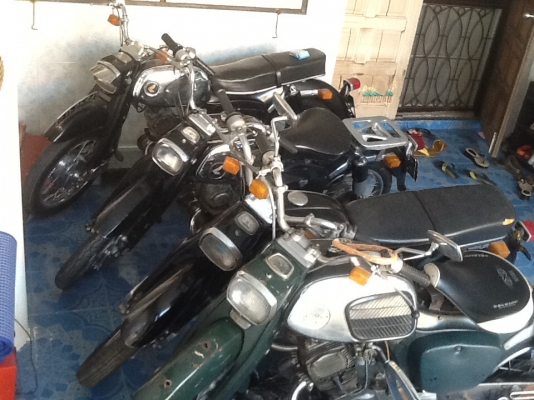 ขายc92 หลายคันโครงบินลี่3คัน มีเล่มเอกสาร เครื่องดีทำมาแล้ว มีทั้งทองขาว cdi เลือกได้ 39000-49000