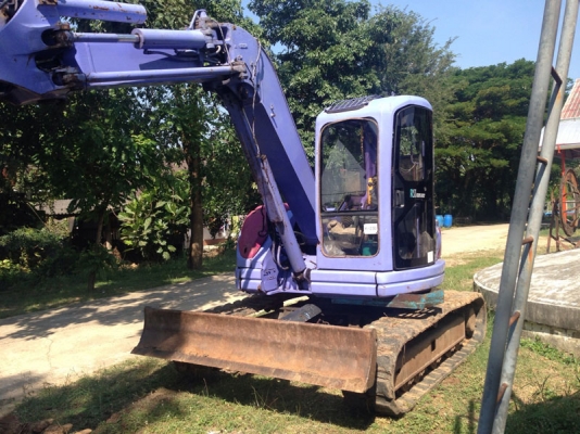 Komatsu 75UU เต็ม ๆ พร้อมทำงานได้เลย เอกสารชุดจด