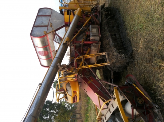 ขายรถเดกี่ยวข้าว เกษตรพัฒนา