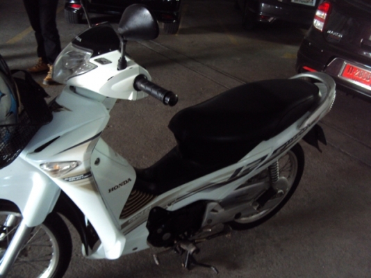 wave125i 2011ท่อดำ สตาร์มือ