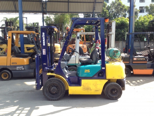 -:-*&bull;*ข า ย ร ถ ย ก เ ก่ า น อ ก*&bull;*-:- KOMATSU FG25-12 เสาสูง5เมตร 3ท้อน