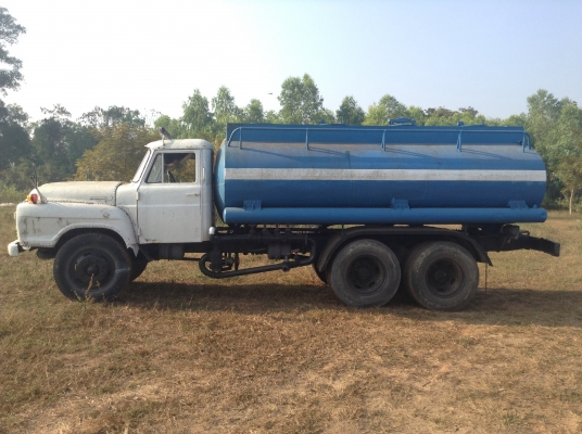 ขายรถบรรทุกแทงค์น้ำ 10 ล้อหัวยาวเพลาเดียว ชุดปั้มน้ำแบบเกียร์ฝากใช้งานได้ดี คัสซีสวยตลอดเส้น เครื่อง 6BF1 175 แรงม้า เกียร์ร็อคกี้ ยางเต็ม ทะเบียนพร้อมโอน