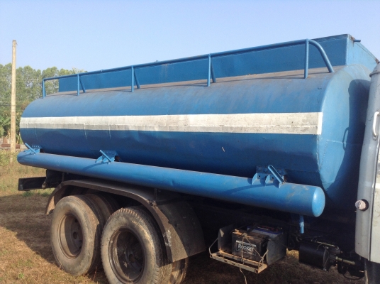 ขายรถบรรทุกแทงค์น้ำ 10 ล้อหัวยาวเพลาเดียว ชุดปั้มน้ำแบบเกียร์ฝากใช้งานได้ดี คัสซีสวยตลอดเส้น เครื่อง 6BF1 175 แรงม้า เกียร์ร็อคกี้ ยางเต็ม ทะเบียนพร้อมโอน