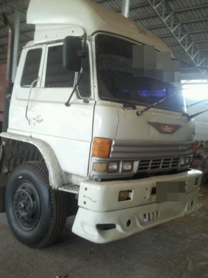 Hino 221     ติดต่อปารวี  โทร 0839686255