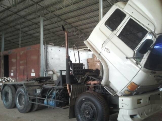 Hino 221     ติดต่อปารวี  โทร 0839686255