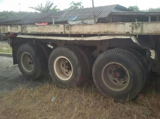 Hino 221     ติดต่อปารวี  โทร 0839686255