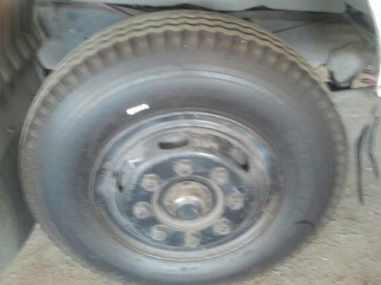 Hino 221     ติดต่อปารวี  โทร 0839686255