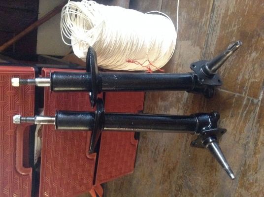 ขายโช๊คหน้า AE86 เพิ่งเปลี่ยนซีล+น้ำมันมาใหม่