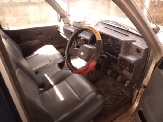 ขาย MITSUBISHI เครื่อง 2.5 ปี1995 ขายตามสภาพ086-4457033ไม่ลดแล้วครับ