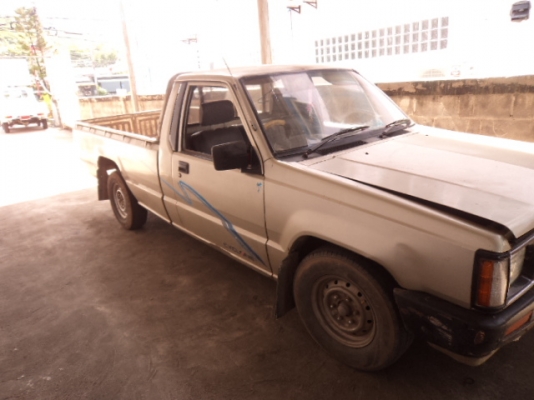 ขาย MITSUBISHI เครื่อง 2.5 ปี1995 ขายตามสภาพ086-4457033ไม่ลดแล้วครับ