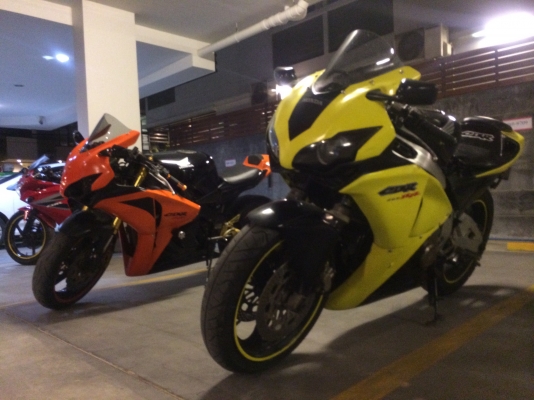 ขาย Honda CBR 400RR ปี89 สภาพดี การรันตี จากอู๋AUD87(ขายแล้วครับ)