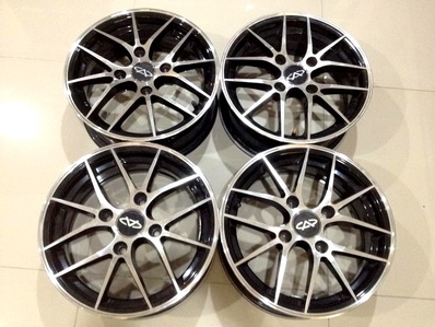 แม็กซ์หน้าเงา 14 นิ้ว สเปครู 4 114.3 สวยทั้งชุดครับ แม็กซ์หน้าเงา 14 นิ้ว สเปครู 4 114.3 สวยทั้งชุดครับ