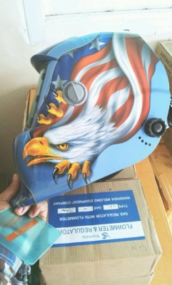 หน้ากากเชื่อมแบบปรับแสงอัตโนมัติ หน้ากากเชื่อมแบบปรับแสงอัตโนมัติ