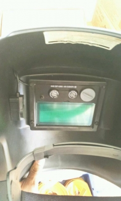 หน้ากากเชื่อมแบบปรับแสงอัตโนมัติ หน้ากากเชื่อมแบบปรับแสงอัตโนมัติ