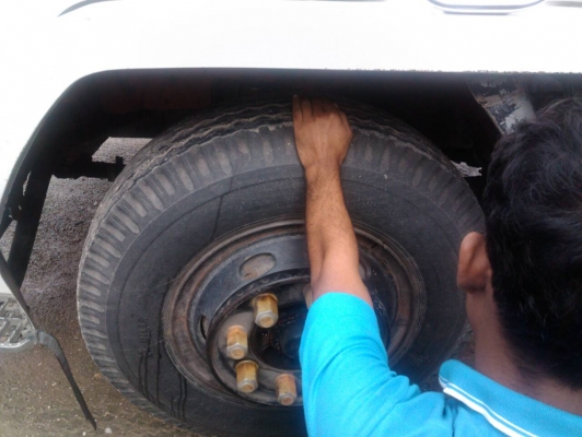 ISUZU FVM   ติดต่อปารวี  โทร 0839686255