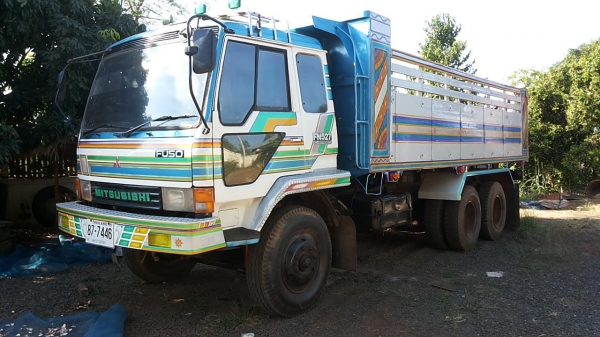 **880,000 บ.ต่อรอง**ขาย10ล้อ2เพลาดั๊มสวยๆซื้อไปใช้งานได้เลยไม่ต้องทำไร MITSU FN527 M-A 2x,xxx เครื่องเดิม6D16 195 แรง เครื่องแน่นแรง ไม่มีเยิ้ม เกียร์10สปีด ช่วงล่างแน่นคัสซีสวย กระบะดั๊มเนียมสภาพสวย พื้นปูมาใหม่ ข้างสวย ยาว 6.0 ม. หัวสวยภายในคอนโซลครบ แอ