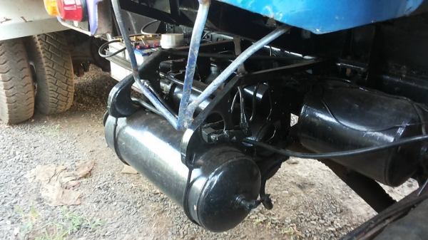 **880,000 บ.ต่อรอง**ขาย10ล้อ2เพลาดั๊มสวยๆซื้อไปใช้งานได้เลยไม่ต้องทำไร MITSU FN527 M-A 2x,xxx เครื่องเดิม6D16 195 แรง เครื่องแน่นแรง ไม่มีเยิ้ม เกียร์10สปีด ช่วงล่างแน่นคัสซีสวย กระบะดั๊มเนียมสภาพสวย พื้นปูมาใหม่ ข้างสวย ยาว 6.0 ม. หัวสวยภายในคอนโซลครบ แอ