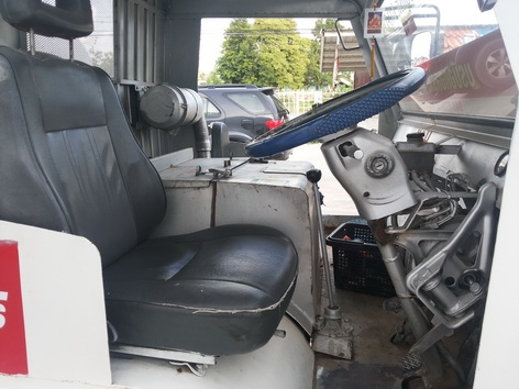 ขายรถโม่ปูน6ล้อ/3คิว/เครื่องHino/180แรง/สภาพดี ขายรถโม่ปูน6ล้อ/3คิว/เครื่องHino/180แรง/สภาพดี