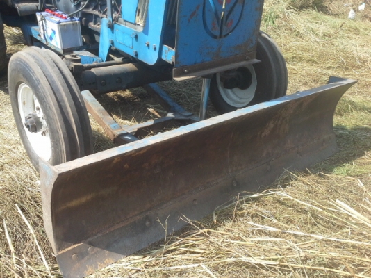 ขายด่วน รถไถ FORD 6610 สภาพพร้อมใช้งาน ขายด่วน รถไถ FORD 6610 สภาพพร้อมใช้งาน