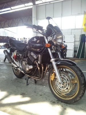 ขาย Cb400 ปี95   ทะเบียนครับ