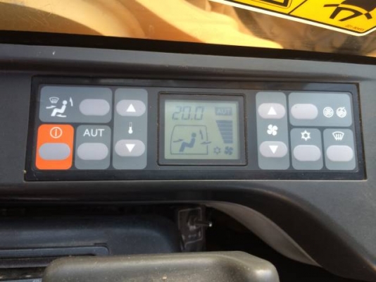 ขายรถแบคโฮ CAT 320D ระบบไฟฟ้าเต็ม มีVDOการทำงานครับ รถนอกนำเข้าสภาพสวย ขายรถแบคโฮ CAT 320D ระบบไฟฟ้าเต็ม มีVDOการทำงานครับ รถนอกนำเข้าสภาพสวย