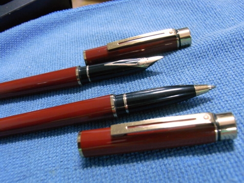 7ธ.ค.56((น้าเล็ก)) นำเสนอน้าฬิกาข้อมือ หลายเรือน