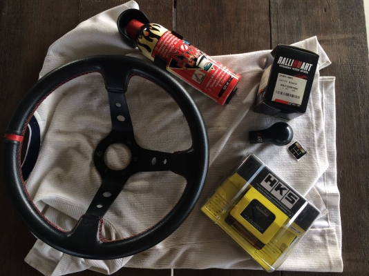 ทามเมอร์ HKS ของใหม่ หัวเกีย RALLI ART มือ2 พวงมาลัย MOMO มือ2 สเปย์ดับไฟ ยังไม่ได้ใช้