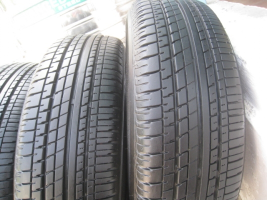 ขายล้อแม็ก Honda city 15"x5.5" et45 4รู100 +ยางยางผลิตสัปดาห์ที่15 ปี13 สนใจติดต่อเล็กคลองสามครับ (081-3747940)