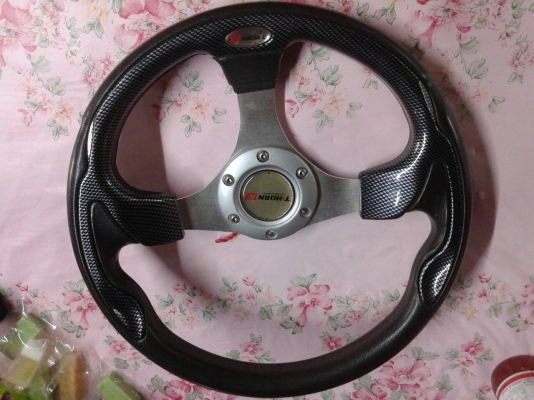 พวงมาลัยรถยนต์ 12.5 นิ้ว สวยๆ