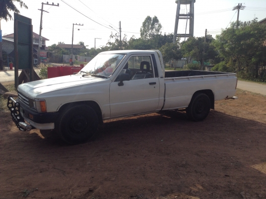 ขายรถกระบะ TOYOTA HERO ปี 30 สภาพพร้อมใช้งาน หน้าเดิม คัสซีสวย เครื่องดี ในหัวเก๋งไม่มีผุ ยางเต็ม ทะเบียนเต็มพร้อมโอน