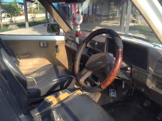 ขายรถกระบะ TOYOTA HERO ปี 30 สภาพพร้อมใช้งาน หน้าเดิม คัสซีสวย เครื่องดี ในหัวเก๋งไม่มีผุ ยางเต็ม ทะเบียนเต็มพร้อมโอน