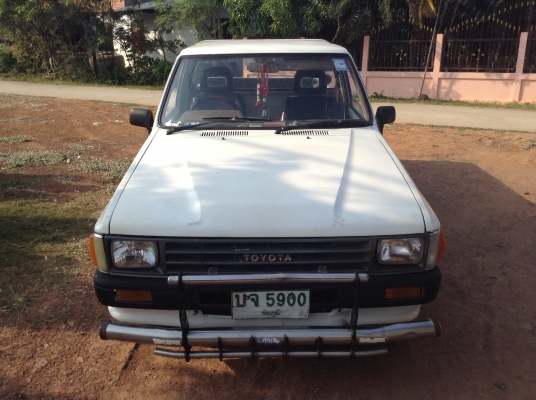 ขายรถกระบะ TOYOTA HERO ปี 30 สภาพพร้อมใช้งาน หน้าเดิม คัสซีสวย เครื่องดี ในหัวเก๋งไม่มีผุ ยางเต็ม ทะเบียนเต็มพร้อมโอน