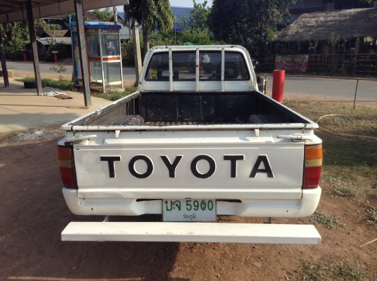 ขายรถกระบะ TOYOTA HERO ปี 30 สภาพพร้อมใช้งาน หน้าเดิม คัสซีสวย เครื่องดี ในหัวเก๋งไม่มีผุ ยางเต็ม ทะเบียนเต็มพร้อมโอน